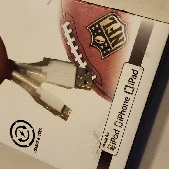 NEW NFL Washington Redskins Football Team USB Cable Clip Lightning Cable - Picture 4 of 9